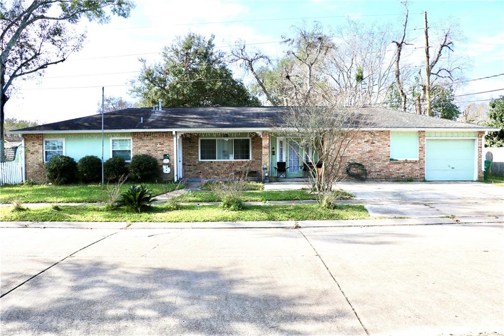 1701 GLENDALE Drive