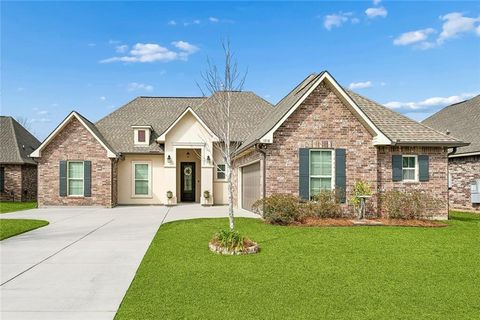 Photo of 1816 JUSTIN Drive, Covington, LA 70435 (MLS # 2545316)