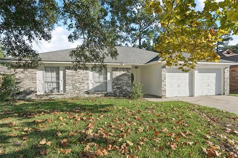 320 HOLMES Drive Slidell LA 70460
