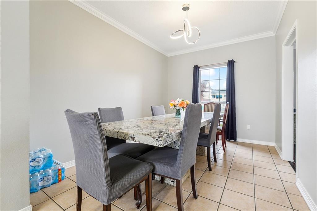 1232 WYNDHAM NORTH