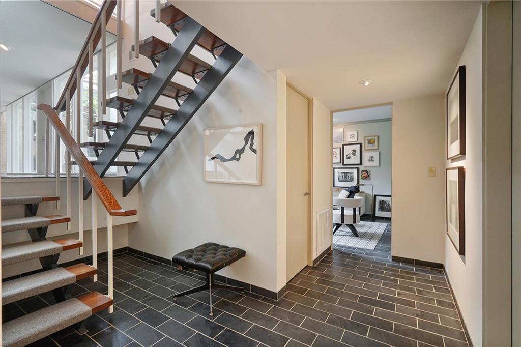 New Orleans, Louisiana 70118, United States, 4 Bedrooms Bedrooms, ,5 BathroomsBathrooms,Residential,Pending,54932