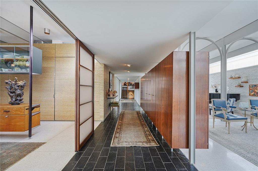 New Orleans, Louisiana 70118, United States, 4 Bedrooms Bedrooms, ,5 BathroomsBathrooms,Residential,Pending,54932