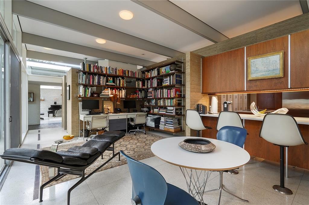 New Orleans, Louisiana 70118, United States, 4 Bedrooms Bedrooms, ,5 BathroomsBathrooms,Residential,Pending,54932