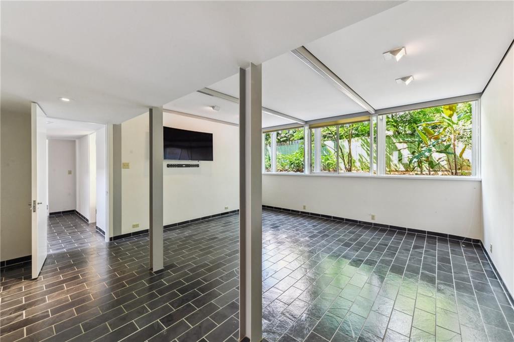 New Orleans, Louisiana 70118, United States, 4 Bedrooms Bedrooms, ,5 BathroomsBathrooms,Residential,Pending,54932