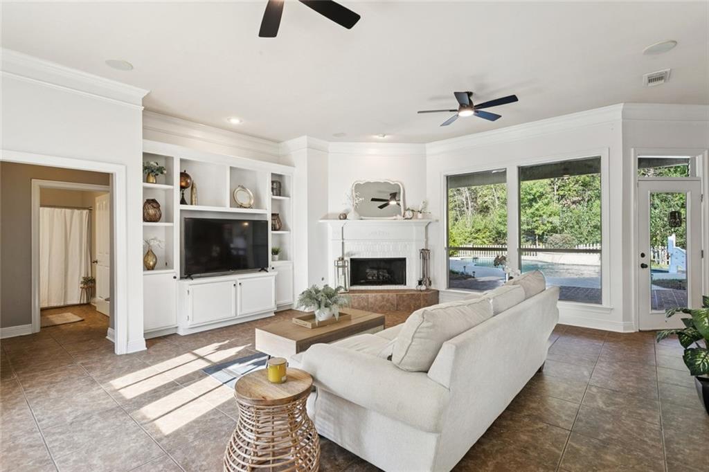 625 FOX BRANCH CROSSING Drive