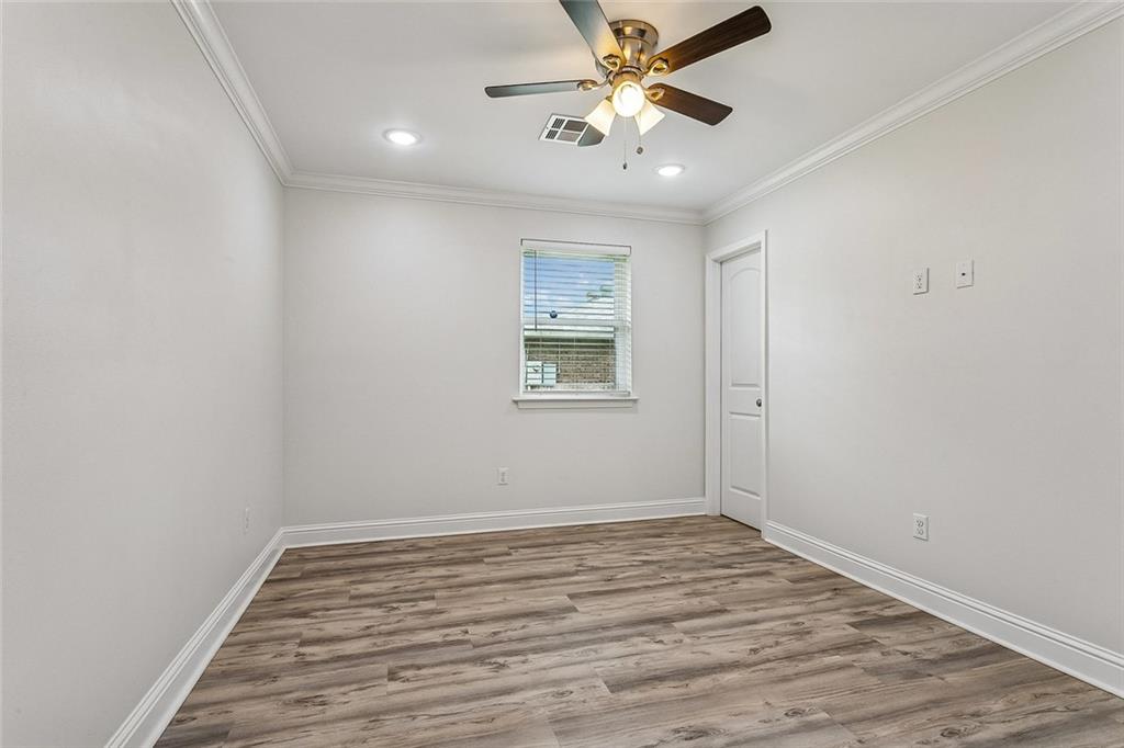 1262 LULING ESTATES Drive