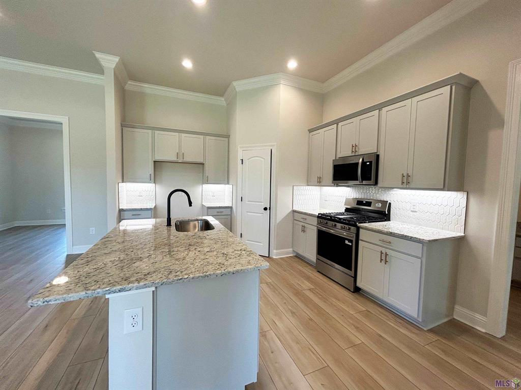 25352 Blue Heron Drive