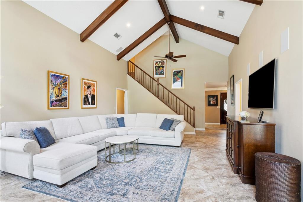 33 CHATEAU DU JARDIN Drive