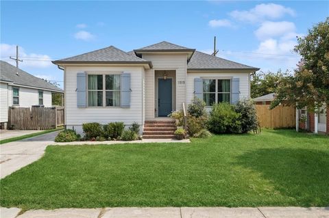 1515 SCHNELL Drive Arabi LA 70032