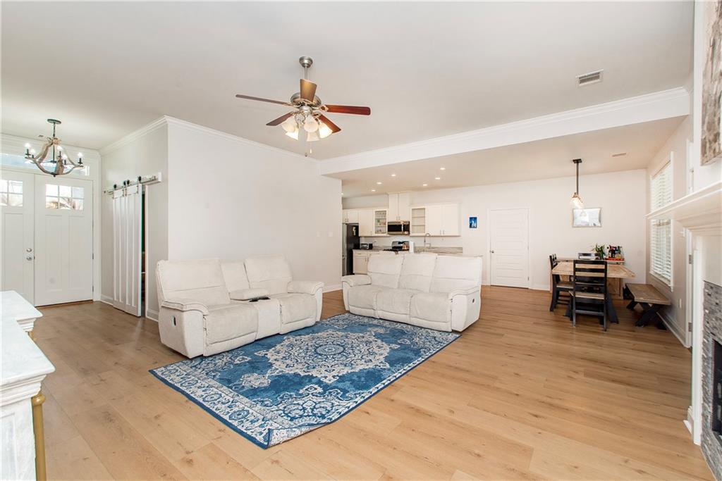 201 BELLE POINTE Drive
