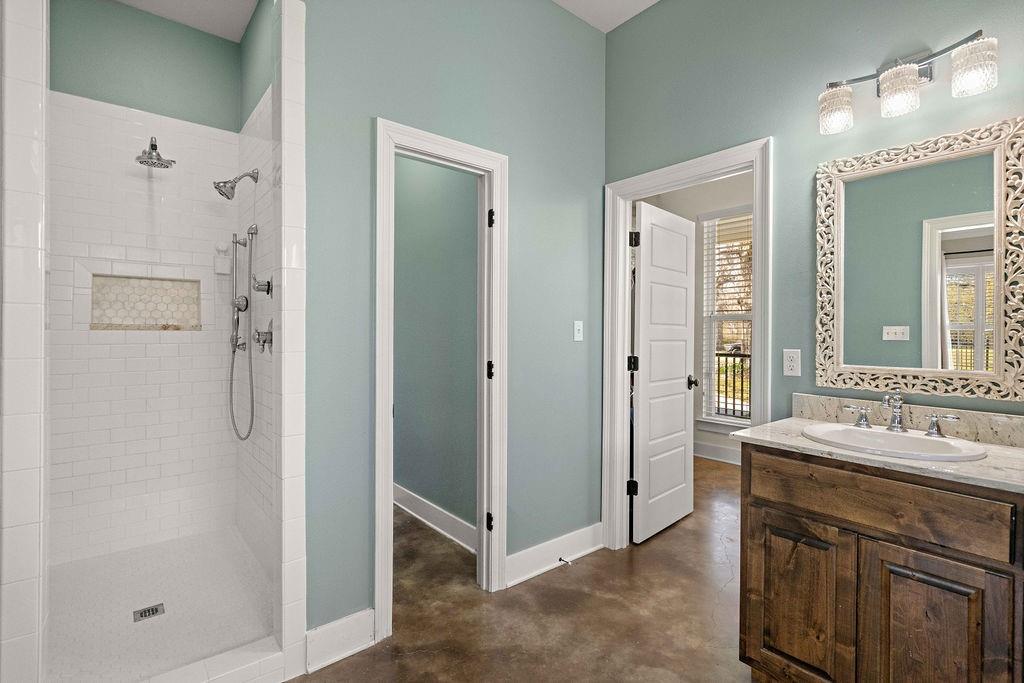 Springfield, Louisiana 70462, United States, 3 Bedrooms Bedrooms, ,4 BathroomsBathrooms,Residential,Pending,93993