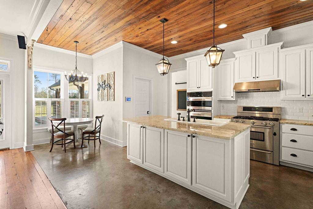 Springfield, Louisiana 70462, United States, 3 Bedrooms Bedrooms, ,4 BathroomsBathrooms,Residential,Pending,93993