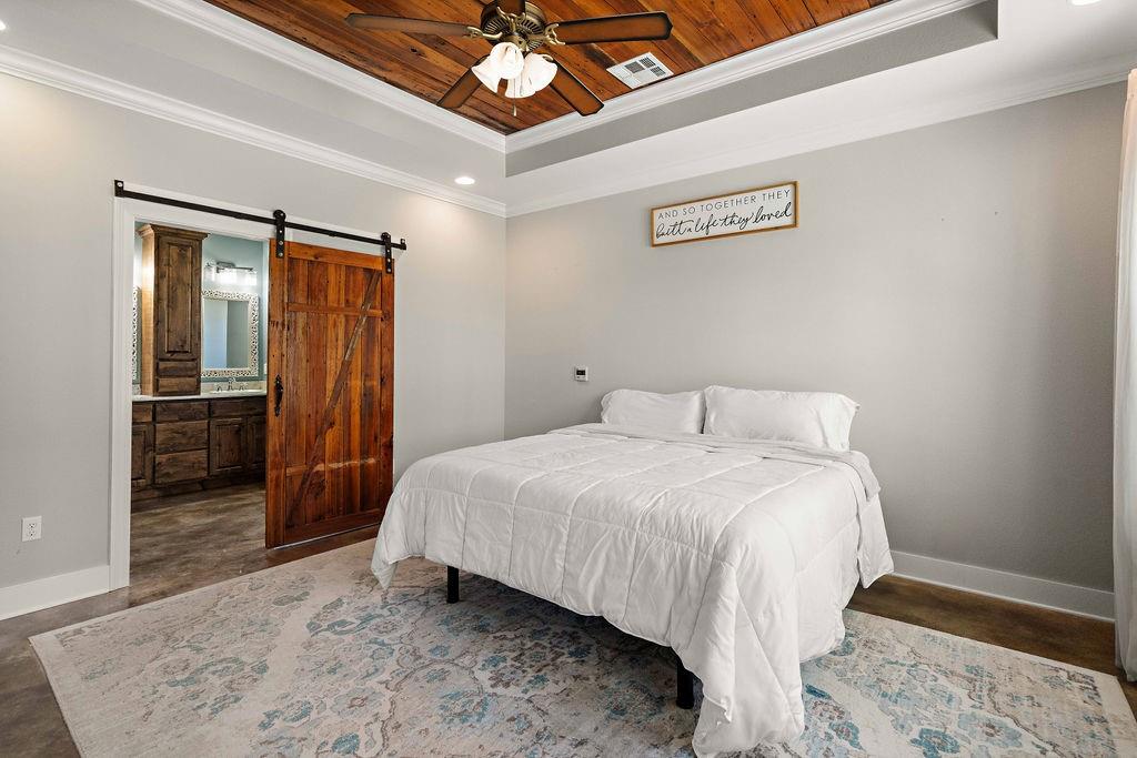 Springfield, Louisiana 70462, United States, 3 Bedrooms Bedrooms, ,4 BathroomsBathrooms,Residential,Pending,93993