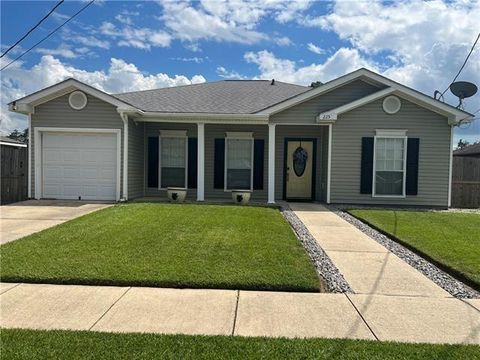 Photo of 225 ACADIA Drive, Waggaman, LA 70094 (MLS # 2554466)