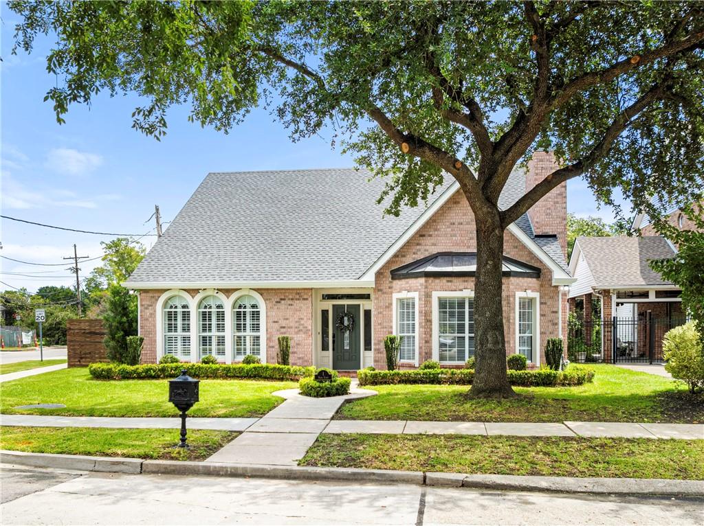 1 VEEDA Court