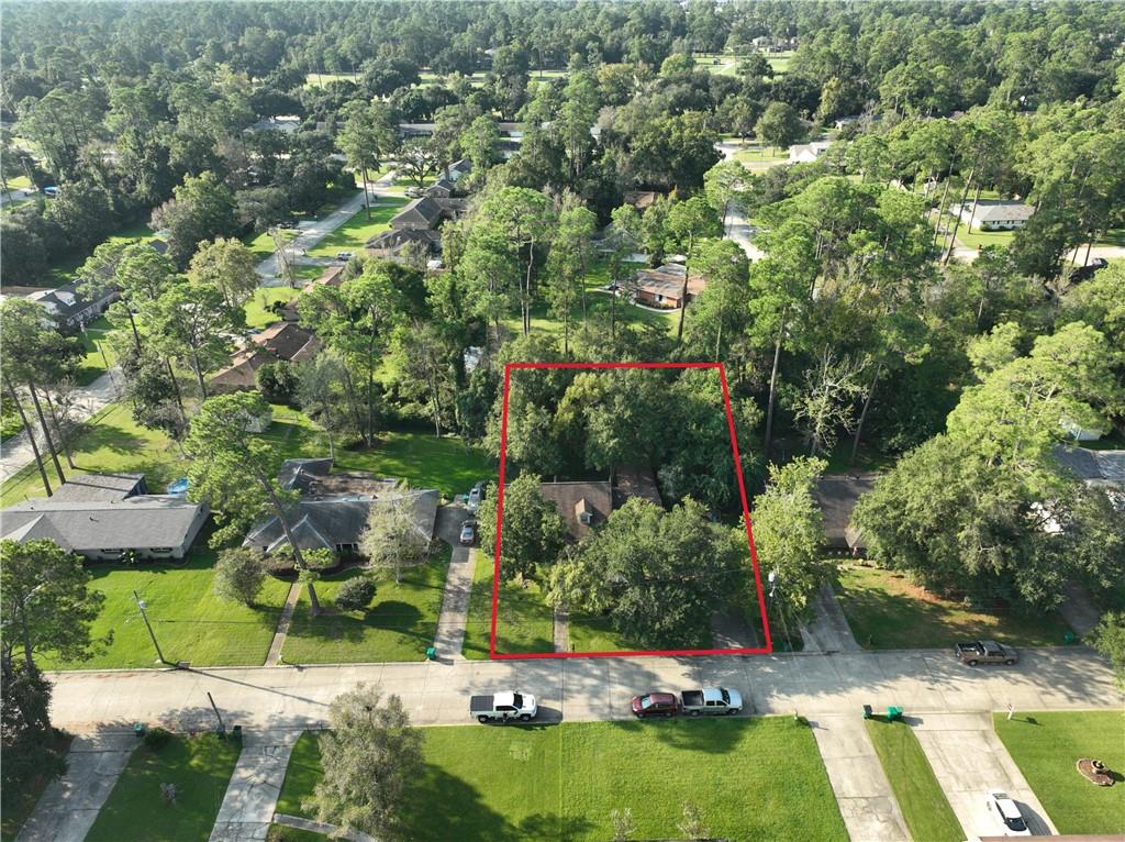 325 HUNTINGTON Drive
