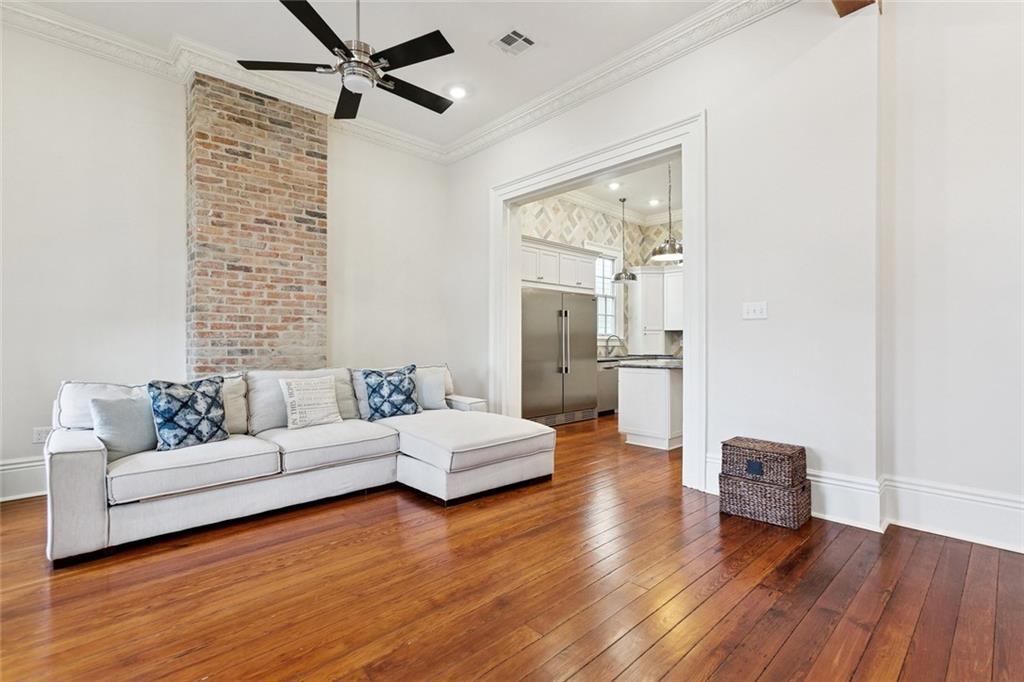 1430 N DERBIGNY Street