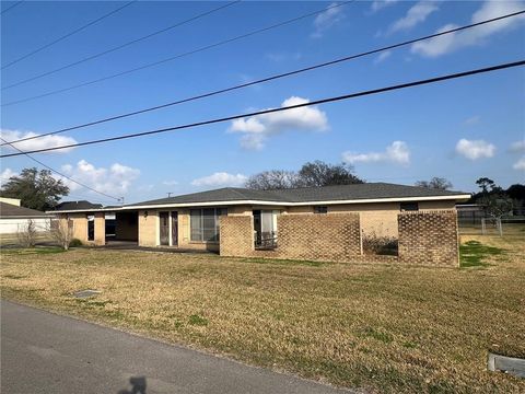 125 RIVER OAKS Drive Luling LA 70070