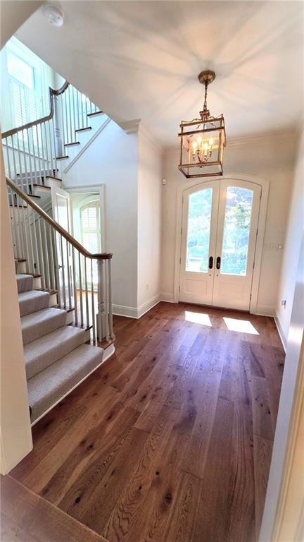 225 RIDGEWOOD Drive