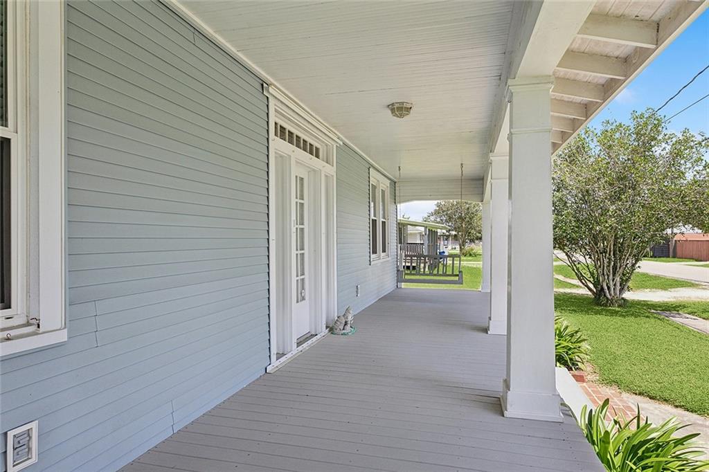 221 OAK Street