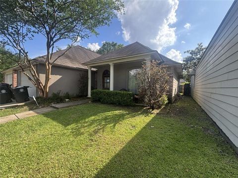 Photo of 8573 E CYPRESS POINT Court, Baton Rouge, LA 70809 (MLS # 2561400)