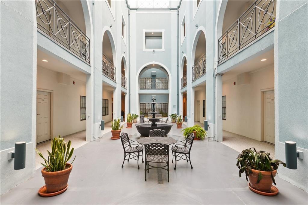 760 MAGAZINE Street 214