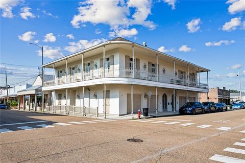 327 N COLUMBIA Street Covington LA 70433