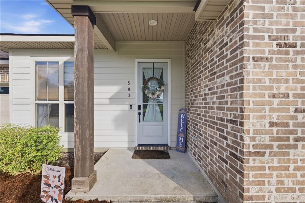 503 LAUVE Lane