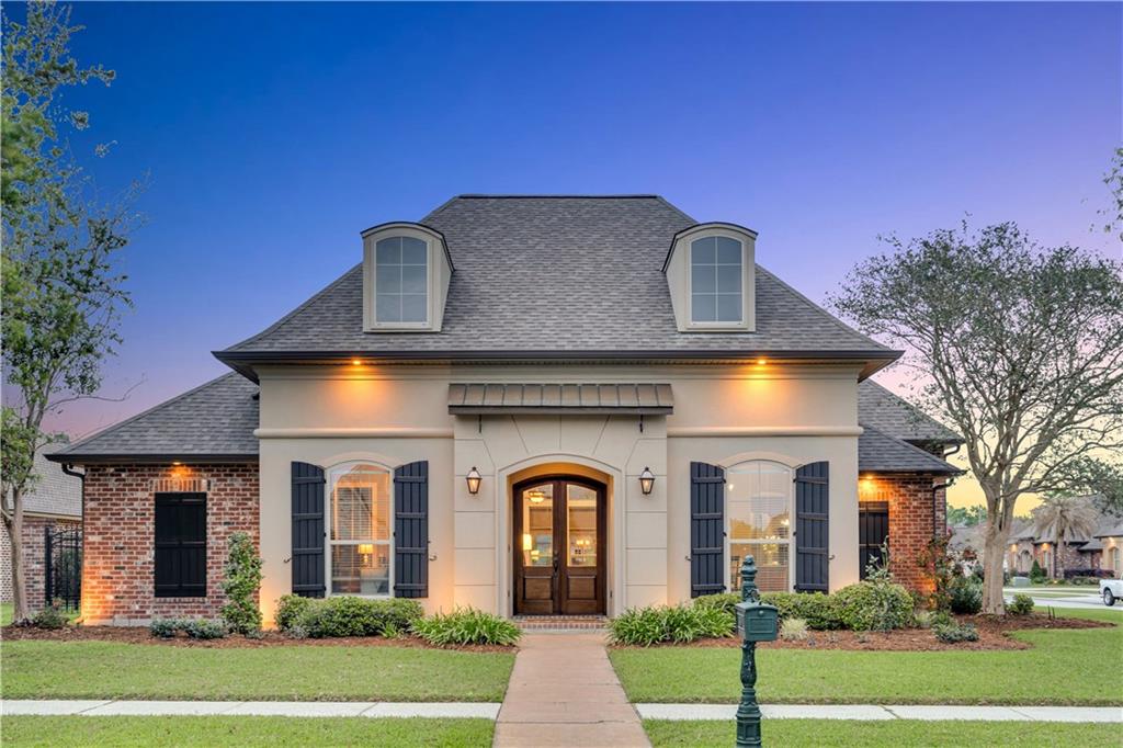 402 LAC CALCASIEU Drive