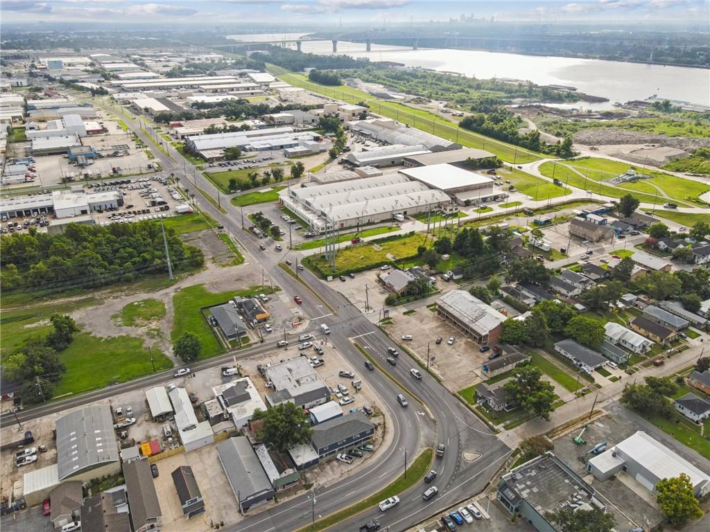 6200 JEFFERSON Highway