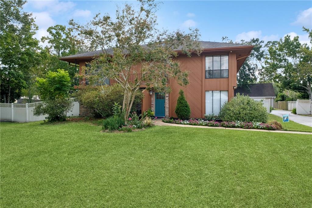 4620 E SAINT BERNARD Highway