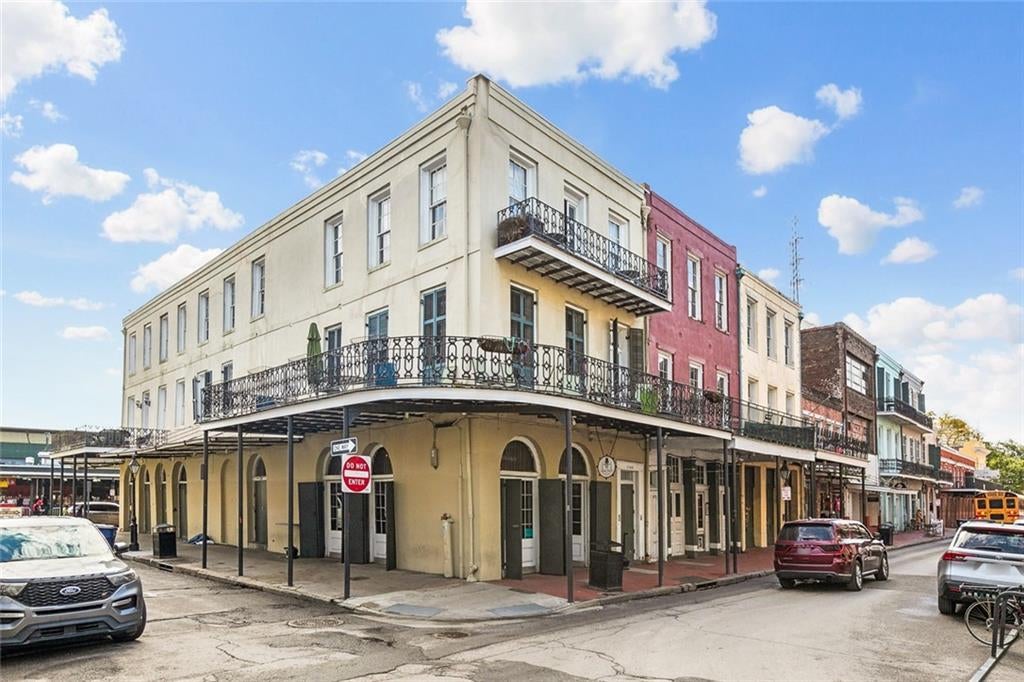 1140 DECATUR Street 5