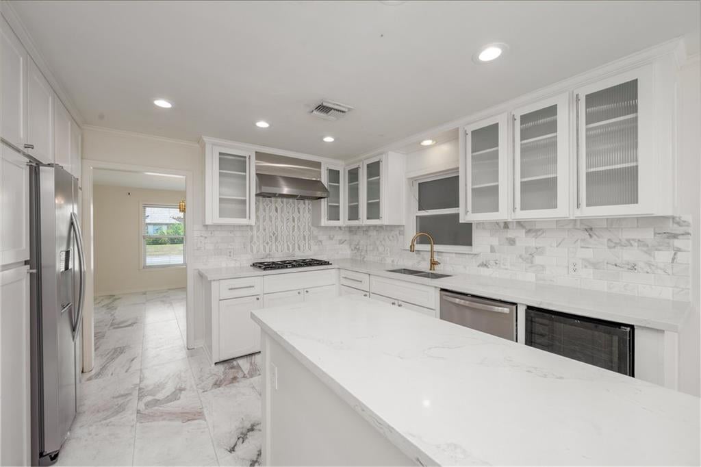 1414 UNIVERSITY Drive