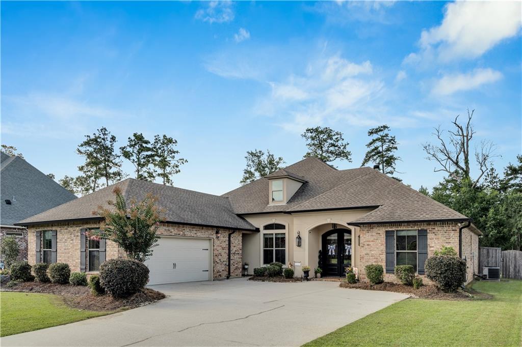 Photo 1 of 36 — 512 KRISTIAN Court, Madisonville, LA 70447