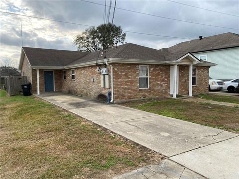 3509-3511 JUPITER Drive Chalmette LA 70043