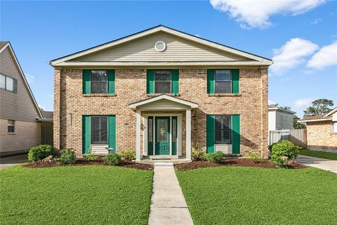 308 BRIARGROVE Street Gretna LA 70056