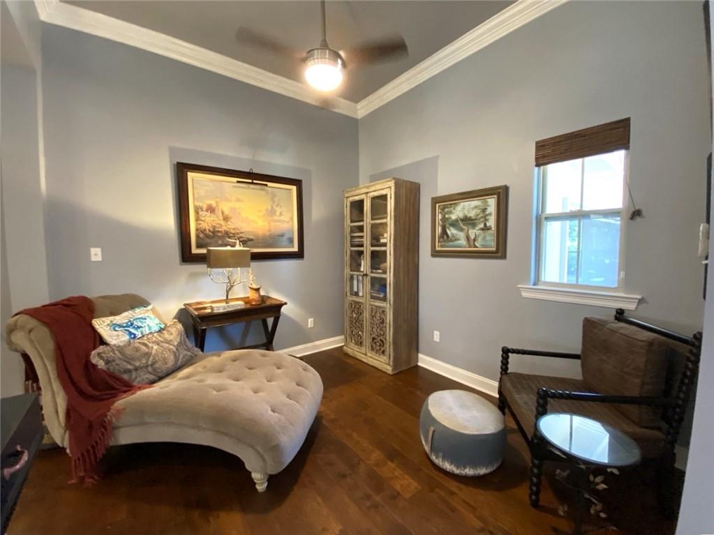 609 ENGLISH OAK Drive