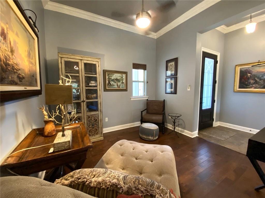 609 ENGLISH OAK Drive