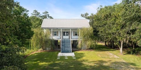 110 MULBERRY Avenue Mandeville LA 70448