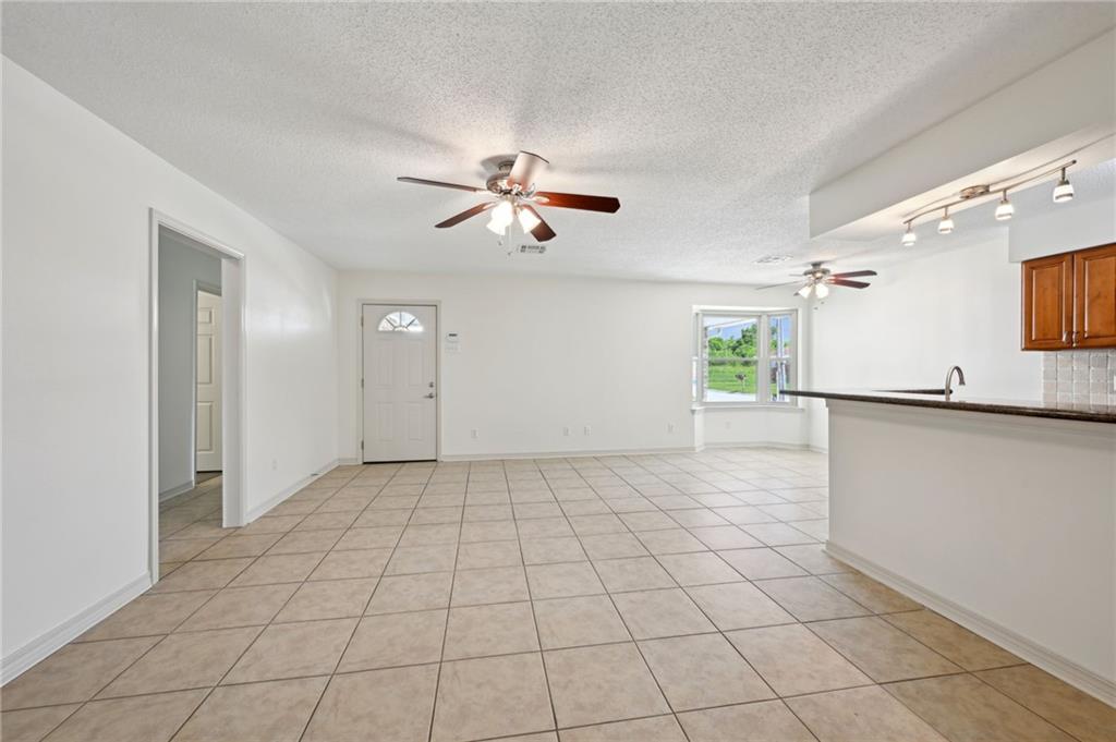 2228 VERONICA Drive