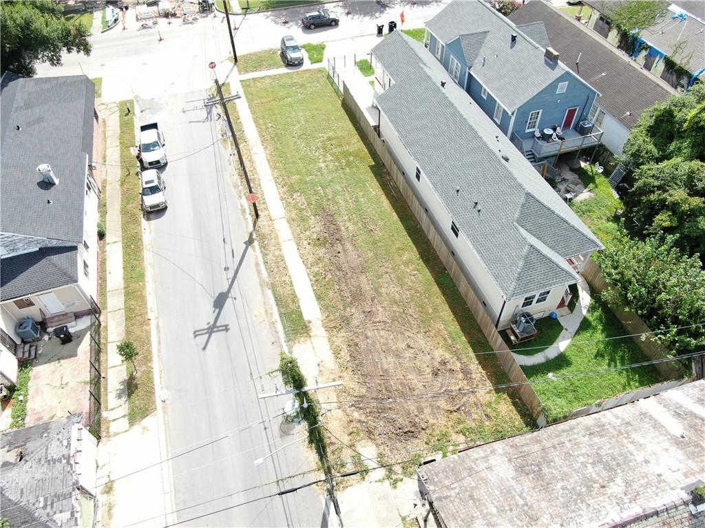 Photo 9 of 10 of 3032 TOLEDANO Street land