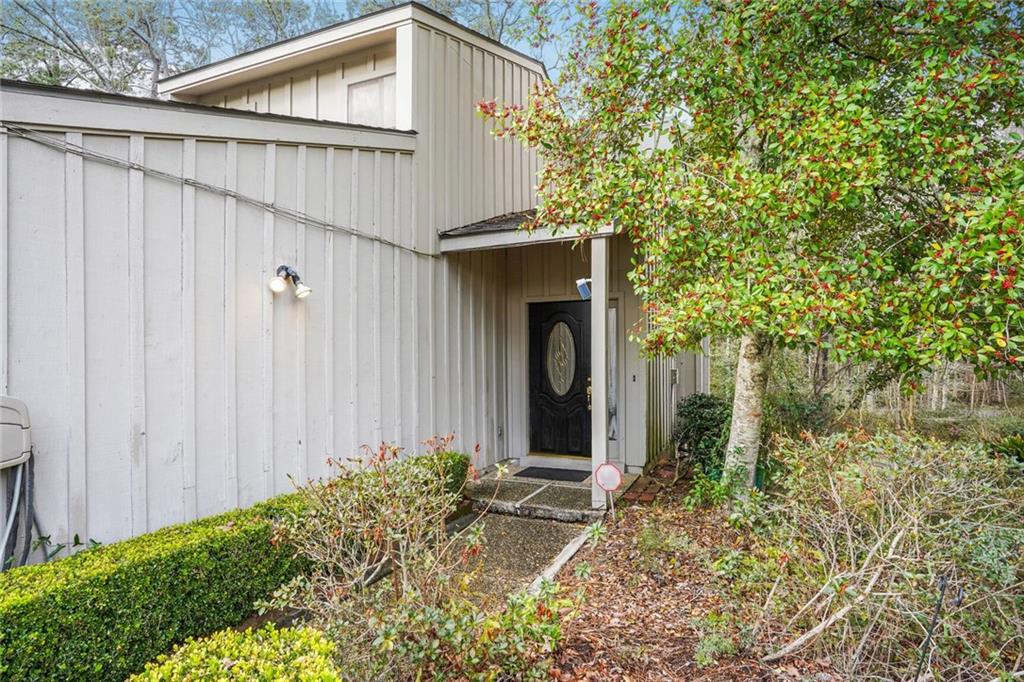122 GRAND CHENIERE Drive 318L
