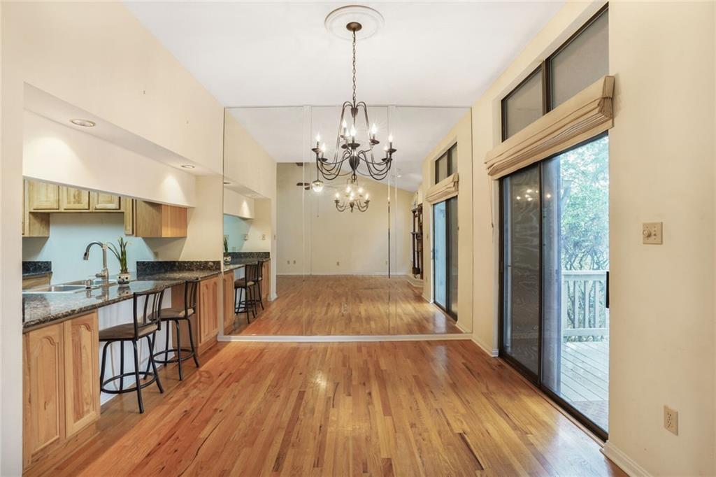 122 GRAND CHENIERE Drive 318L