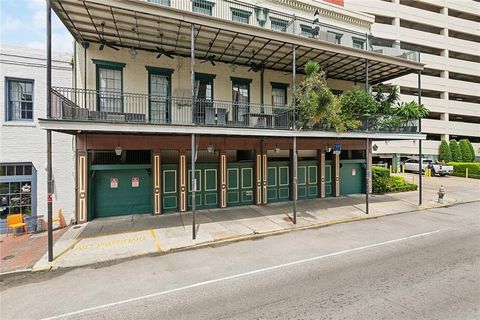 633 TCHOUPITOULAS Street 4 New Orleans LA 70130