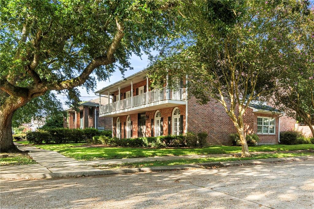 4632 SOUTHSHORE Drive
