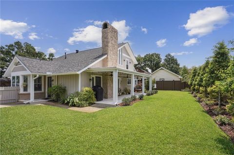 9708 GLOXINIA Circle River Ridge LA 70123