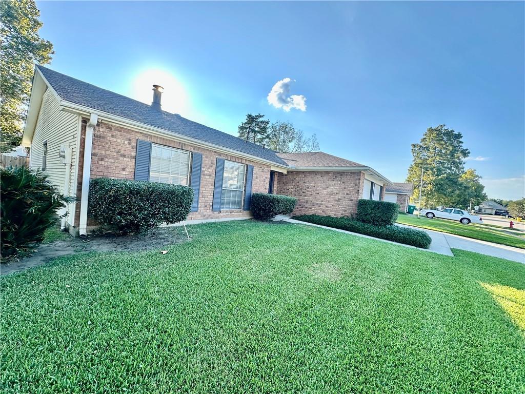 464 LONGWOOD Drive