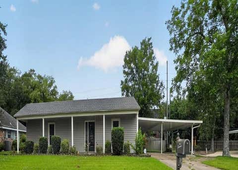 Photo of 218 ORMOND OAKS Drive, Destrehan, LA 70047 (MLS # 2561399)