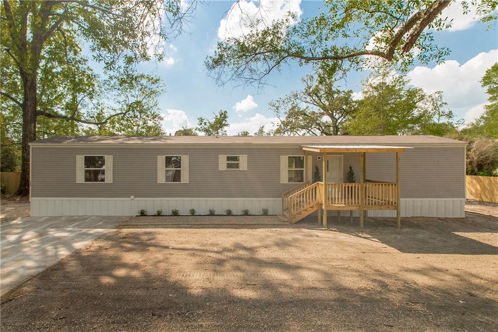Photo 1 of 19 — 17063 E PARK Avenue, Hammond, LA 70403