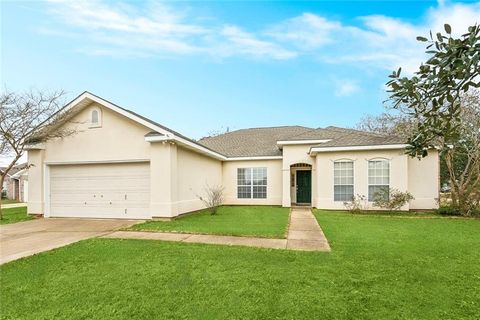 400 PONY Court Covington LA 70435